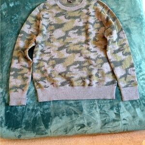 Banana Republic Camouflage Crewneck Sweater - Green and Gray